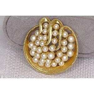 Vintage Signed ART Arthur Pepper Brooch Faux Pearl Round Gold Tone
